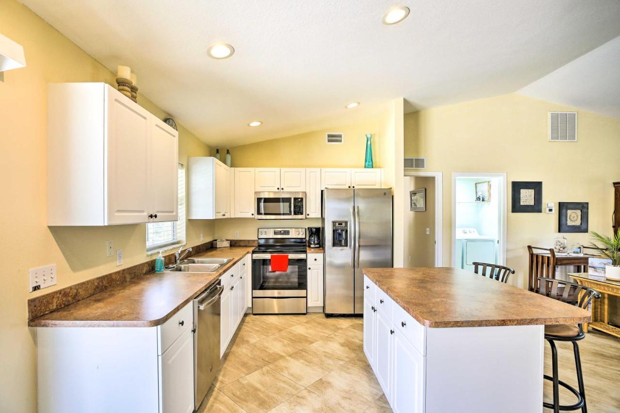 Cape Coral Canalfront Home With Pool And Dock Dış mekan fotoğraf